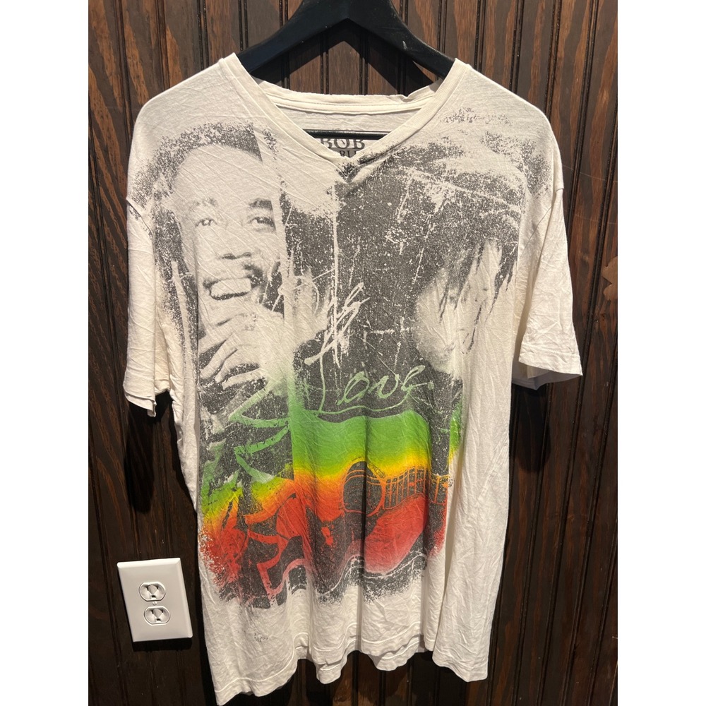 Bob Marley One Love Reggae V-Neck Graphic T-Shirt Off-White Mens L 21x28